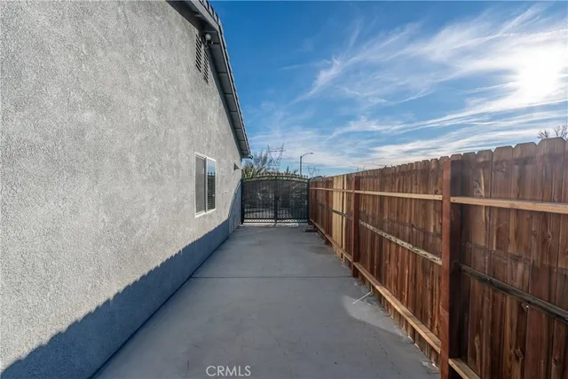 $389,900 | 14268 Caballo Court, Victorville, CA 92394