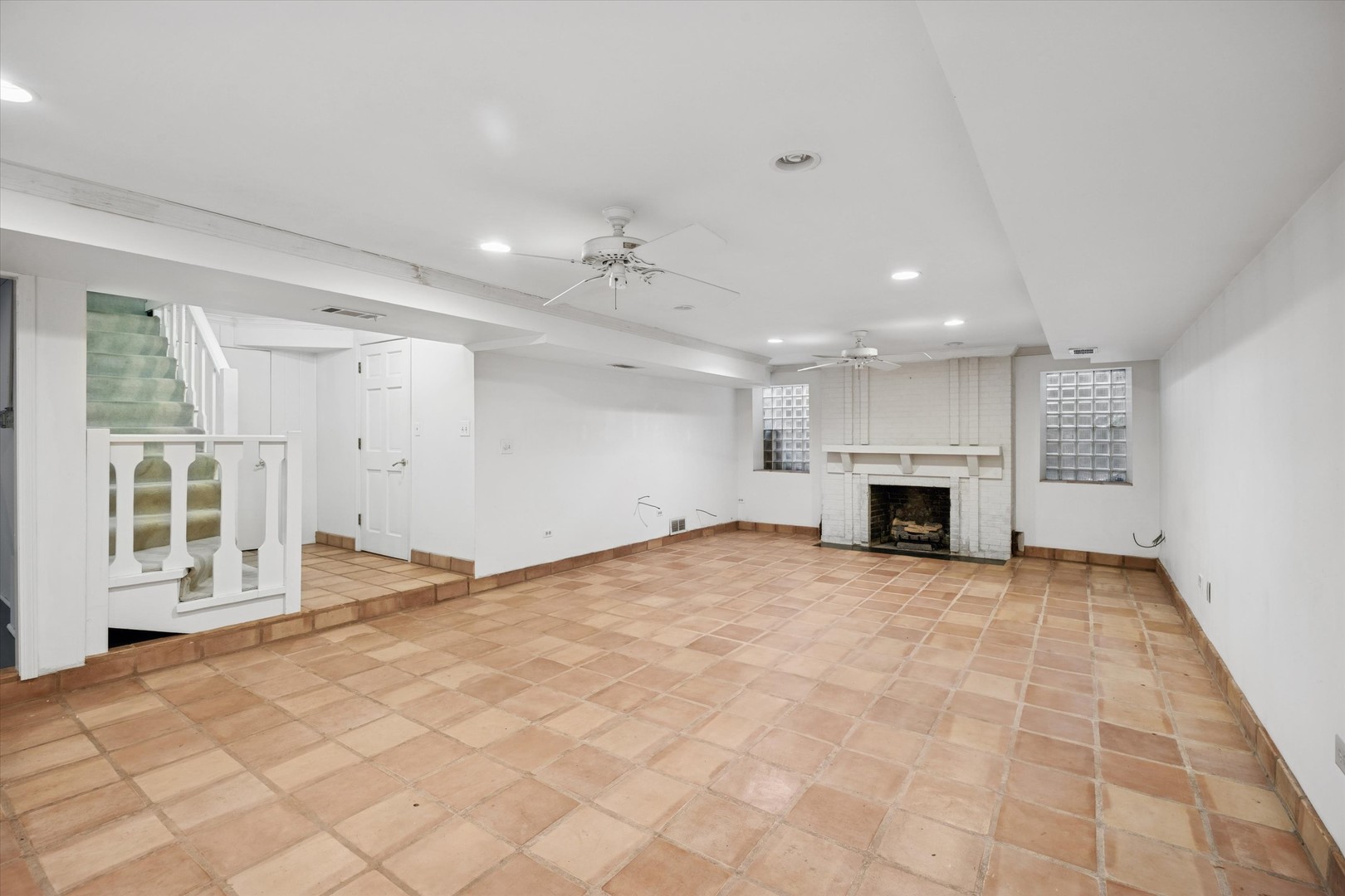 220 Maplewood Road Riverside, IL 60546 - Photo 28 of 39 Gallery Image 28