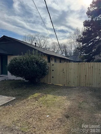 $1,895 | 1320 Anderson Street, Charlotte, NC 28205