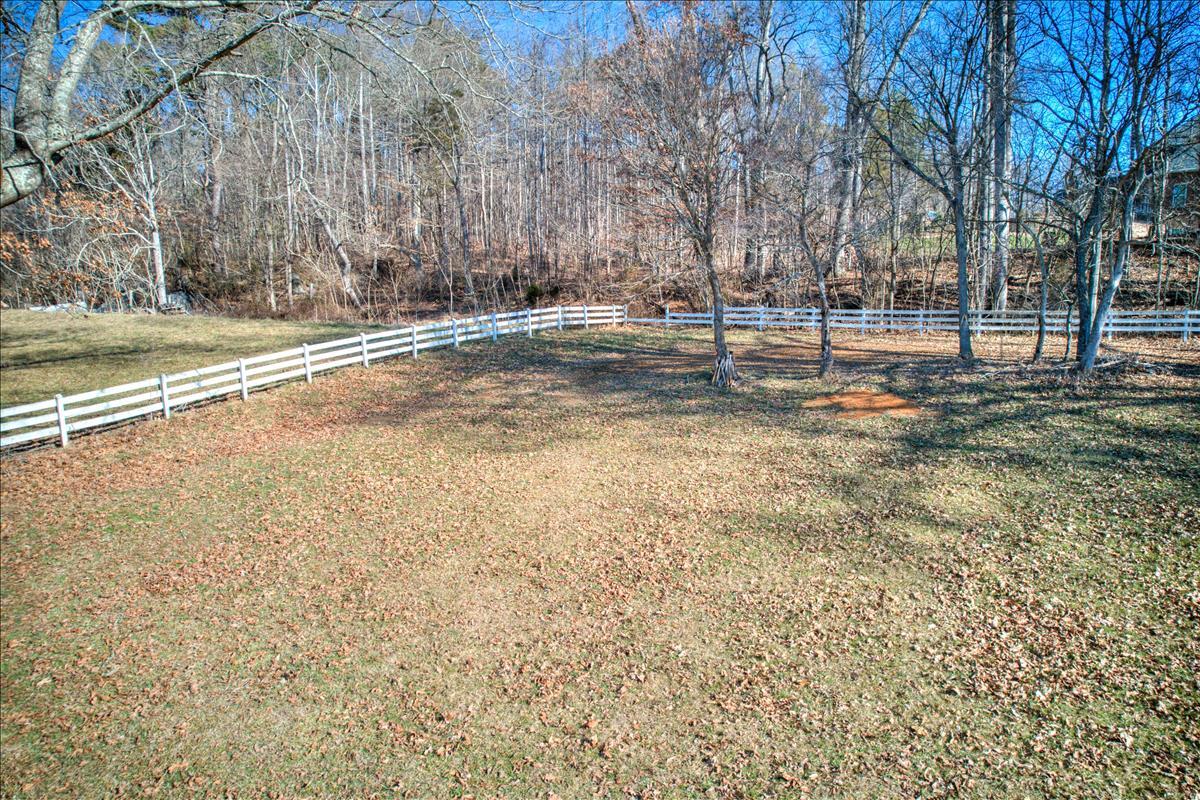 375 Sells Road, Unit 6 Bluff City, TN 37618 - Photo 5 of 14 SellsRd-20