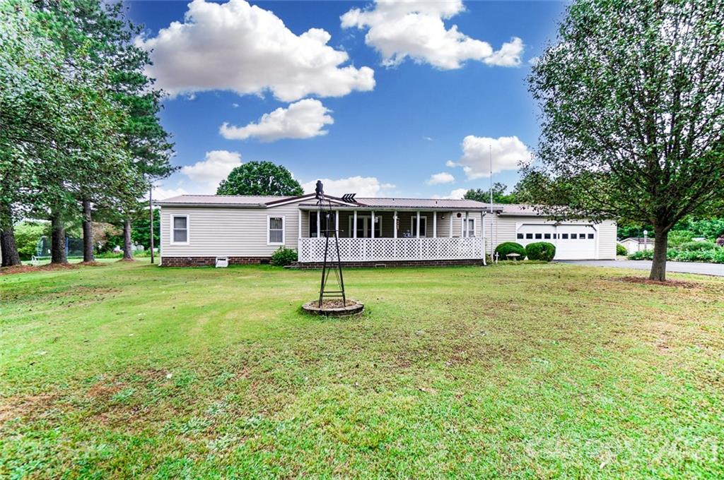 1250 Camp Road Salisbury, NC 28147 - Photo 3 of 43 Gallery Image 3