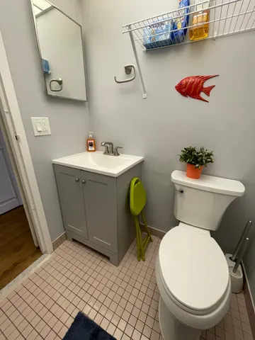 $1,400 | E Saxony Lane East, Unit 230, Delray Beach, FL 33446