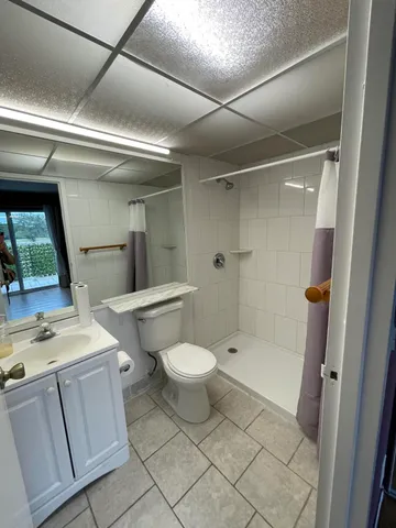 $1,250 | E Saxony Lane East, Unit 230, Delray Beach, FL 33446