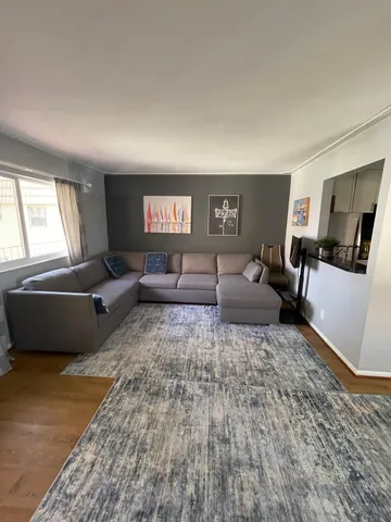 $1,250 | 230 Saxony Lane, Delray Beach, FL 33446