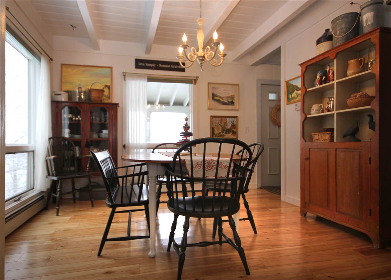 156 Middle Road Salisbury, VT 05769 - Photo 8 of 33