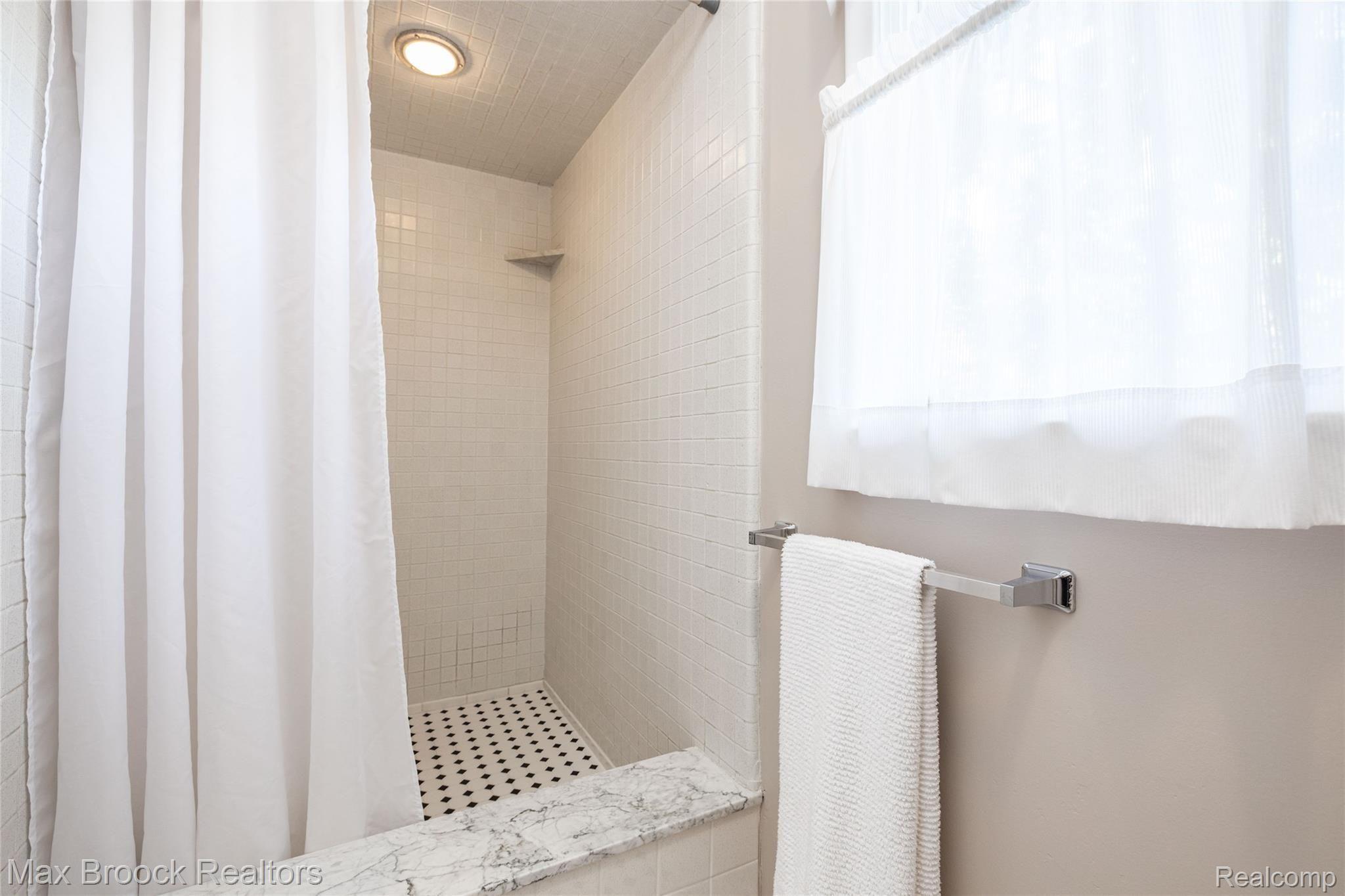 32481 Evergreen Road Franklin, MI 48025 - Photo 50 of 57 2E2A4251-Edit.jpg