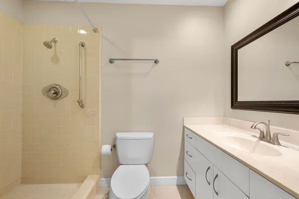 $1,700 | 1900 South Kanner Highway, Unit 4204, Stuart, FL 34994