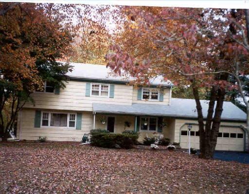 12 Parkwood Road Trumbull, CT 06611 - Photo 1 of 1 Gallery Image 1