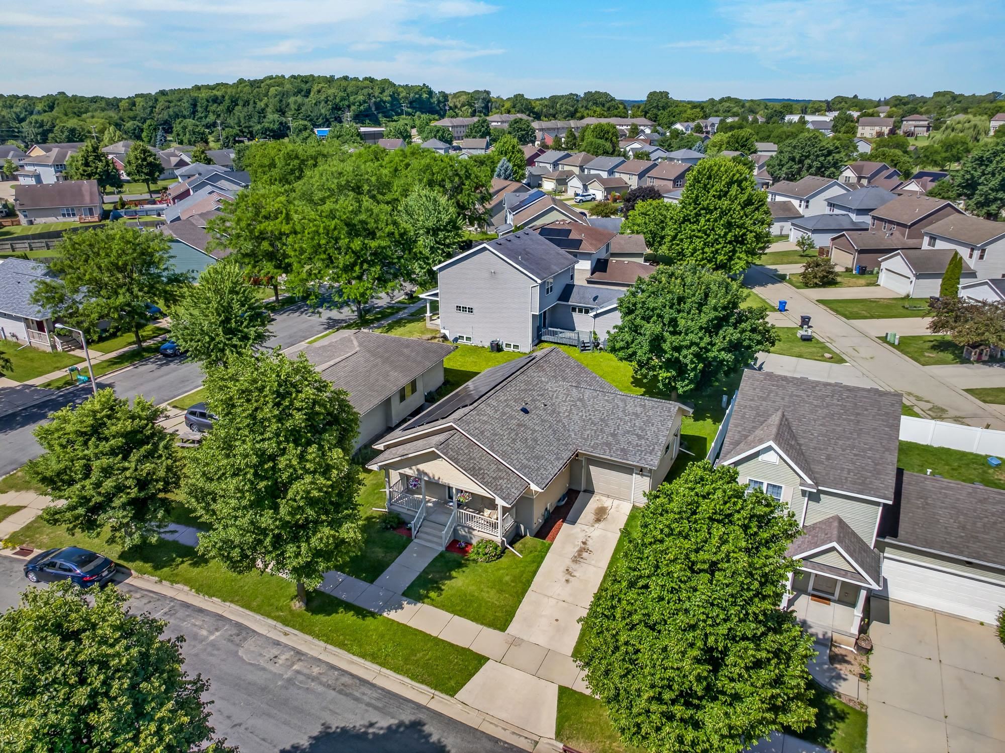 4722 Freese Lane Madison, WI 53718 - Photo 3 of 59