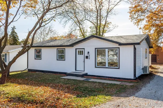 $139,900 | 854 Parent Street, Greenville, IL 62246