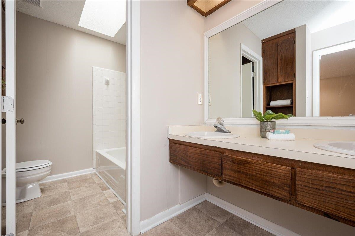 52 Stoneridge Road Durham, NC 27705 - Photo 24 of 26 Photo 25