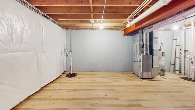 $329,900 | 204 Dorset Avenue, Oswego, IL 60543