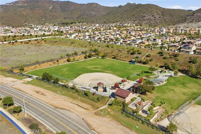 $1,100,000 | 35909 Shetland Way East, Fallbrook, CA 92028