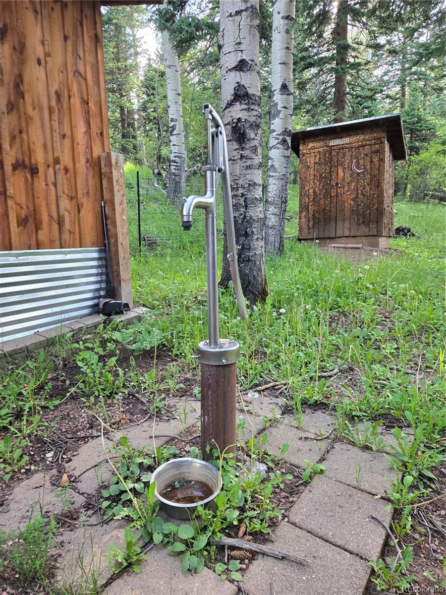 9626 Highway 165 Rye, CO 81069 - Photo 26 of 27 a garden view with a seating space