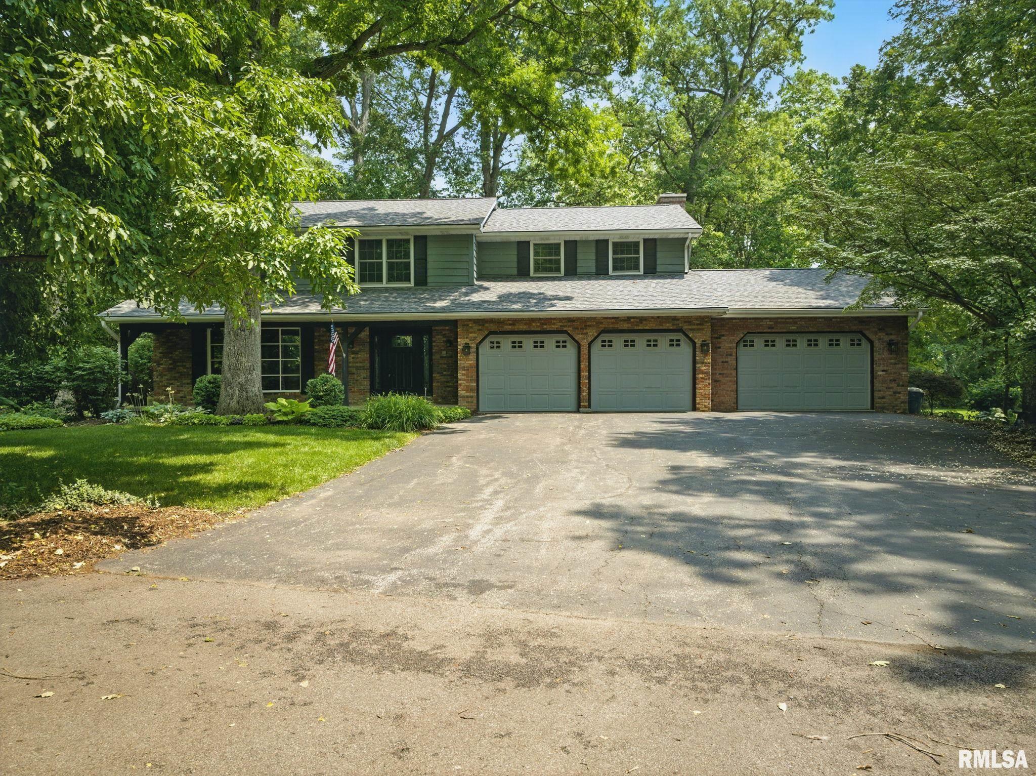 84 Waldheim Road Morton, IL 61550 - Photo 2 of 64 Gallery Image 2