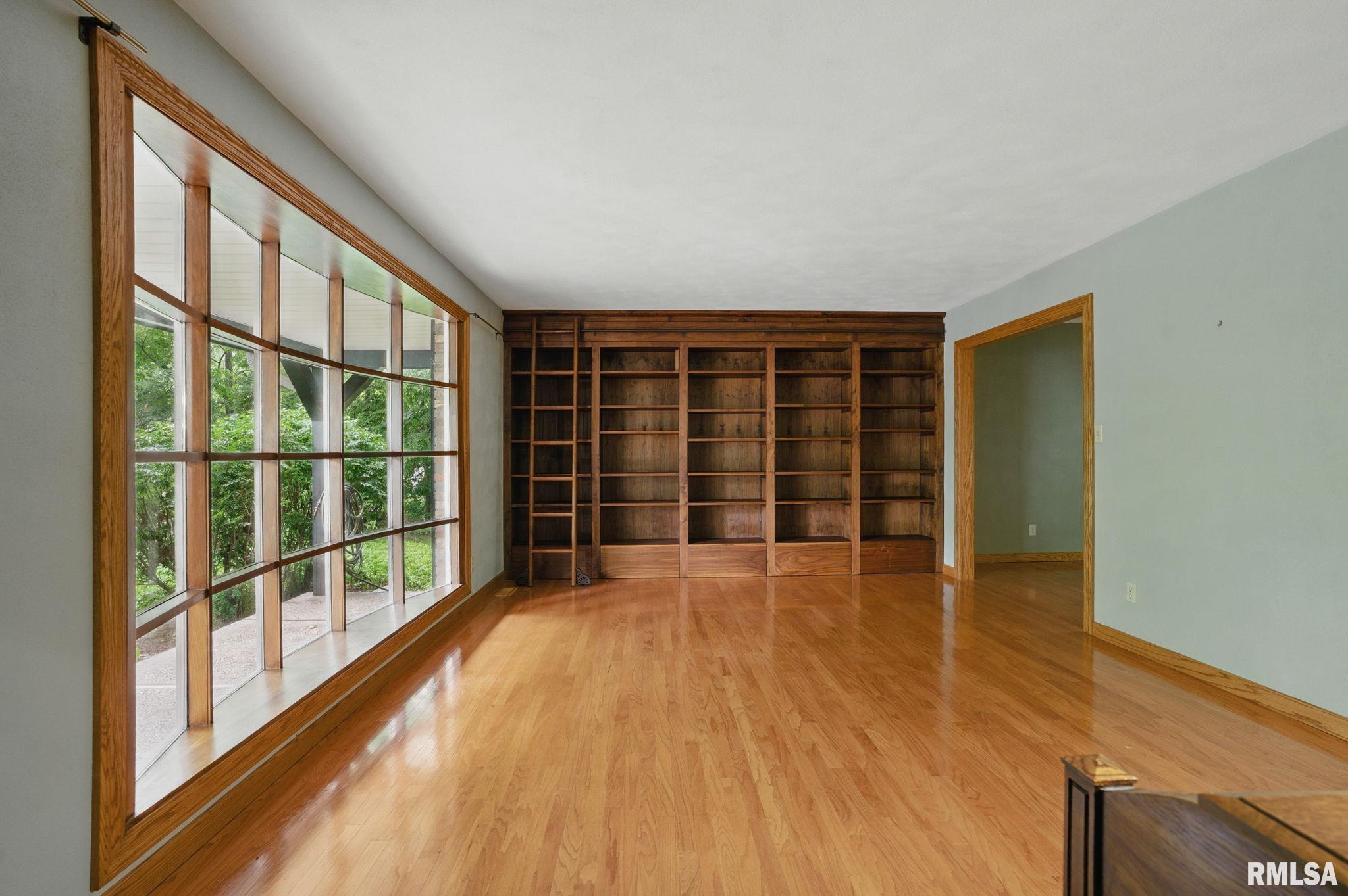 84 Waldheim Road Morton, IL 61550 - Photo 6 of 64 Gallery Image 6