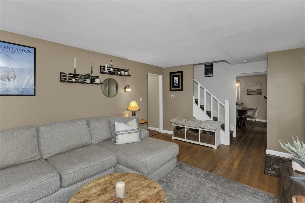 22 Audley Road Springfield, MA 01118 - Photo 5 of 34 Gallery Image 5