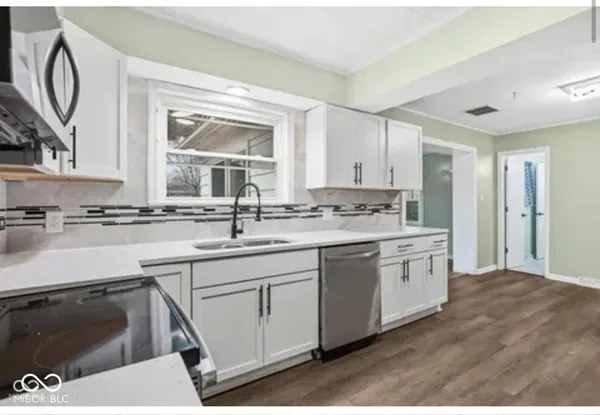 $1,700 | 5215 Southdale Drive, Indianapolis, IN 46217