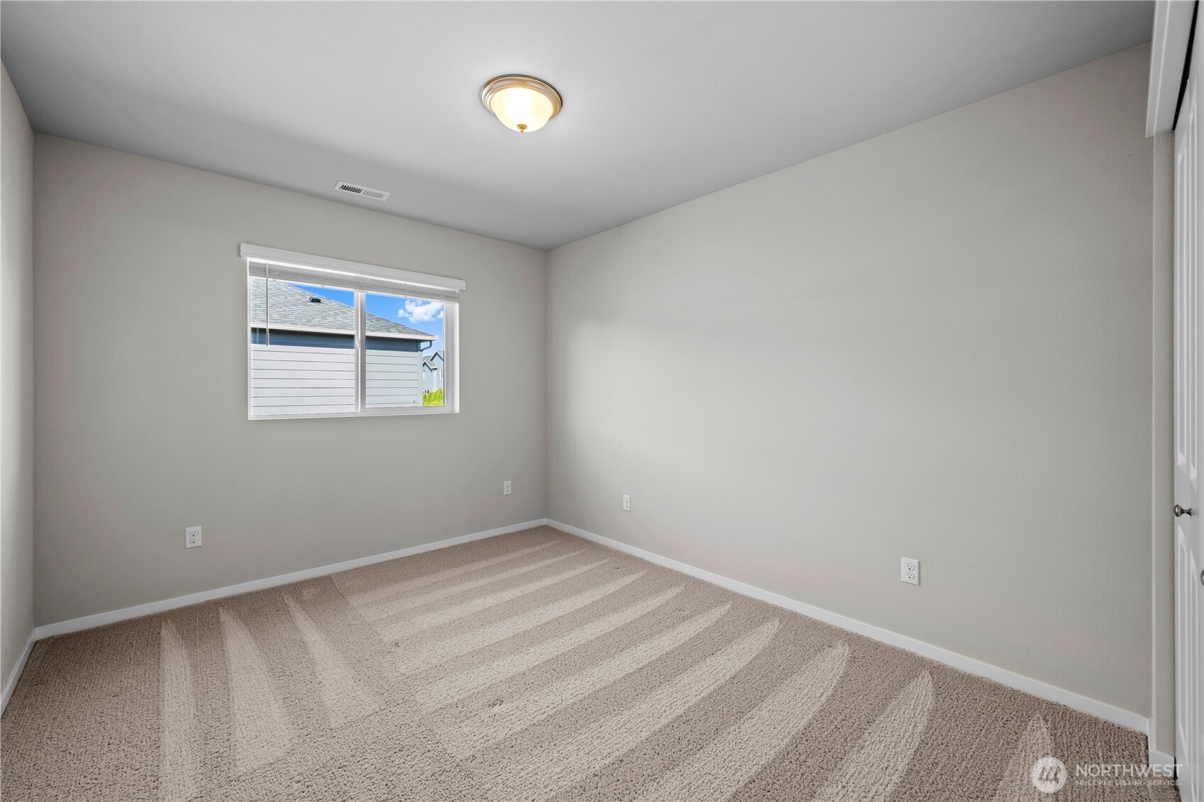 6623 Jensen Road Stanwood, WA 98292 - Photo 18 of 31 Gallery Image 18