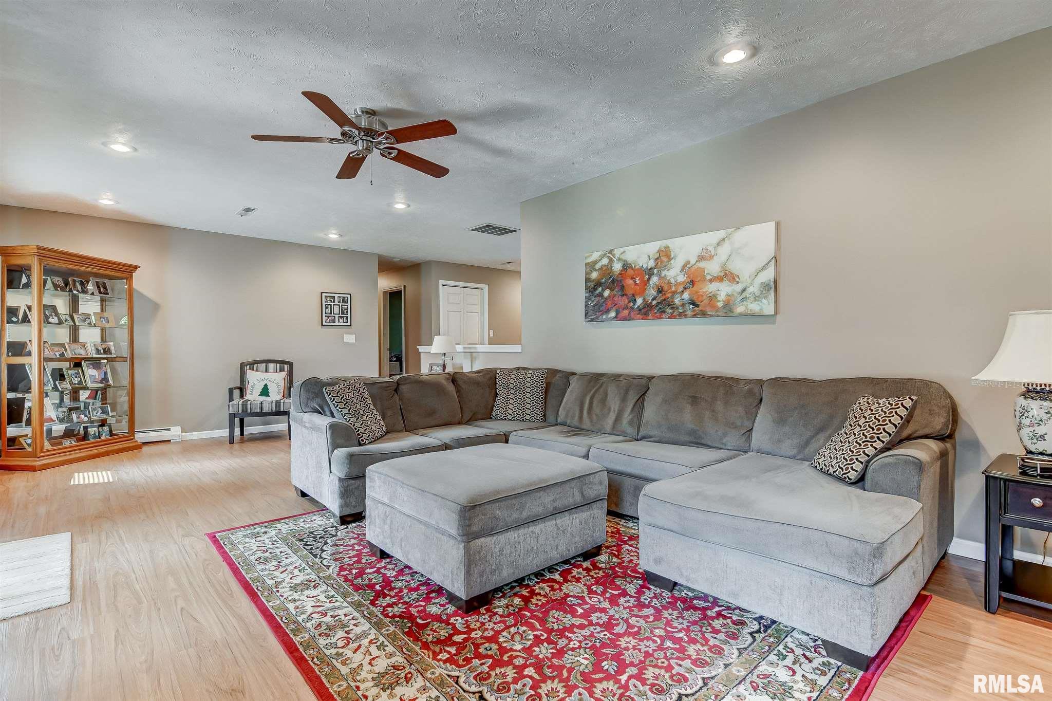 7512 Tumbleweed Trail Springfield, IL 62707 - Photo 17 of 47 Gallery Image 17