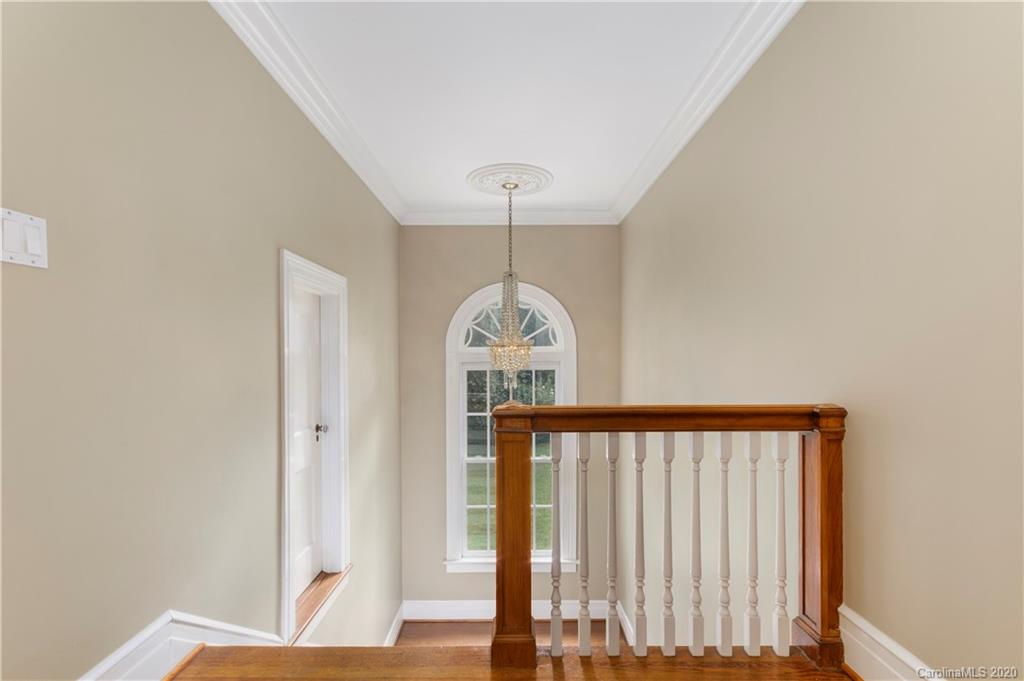 336 Vanderbilt Road Asheville, NC 28803 - Photo 13 of 28 Gallery Image 13