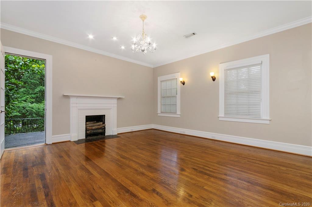 336 Vanderbilt Road Asheville, NC 28803 - Photo 16 of 28 Gallery Image 16