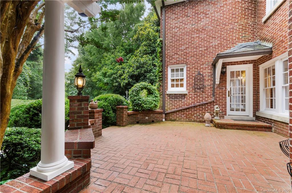 336 Vanderbilt Road Asheville, NC 28803 - Photo 24 of 28 Gallery Image 24