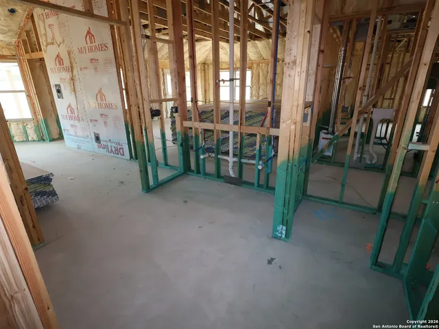 $434,990 | 109 Cheyenne Drive, Floresville, TX 78114