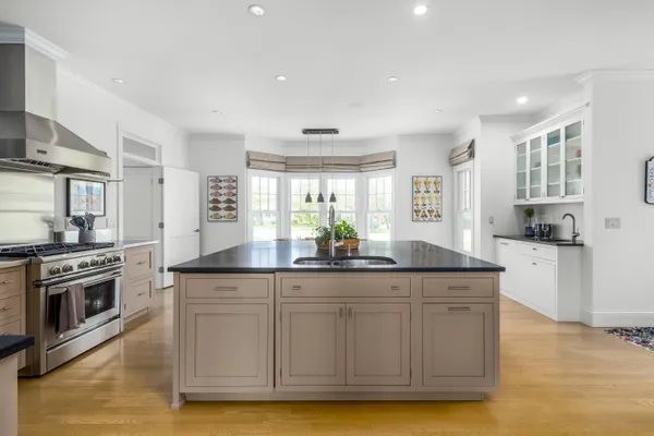 $6,250,000 | 15 Windy Hill Way, Chatham, MA 02633