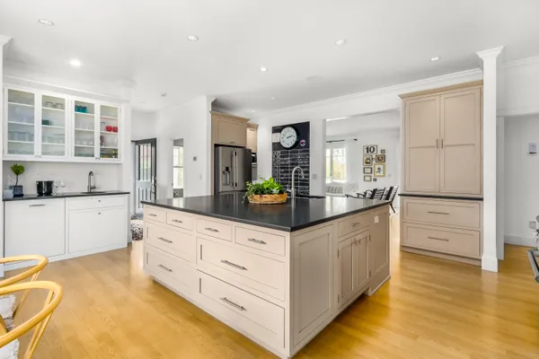 $6,250,000 | 15 Windy Hill Way, Chatham, MA 02633