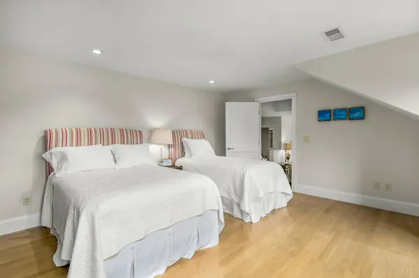 $6,250,000 | 15 Windy Hill Way, Chatham, MA 02633