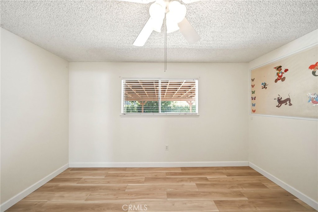 682 South Belden Street Rialto, CA 92376 - Photo 17 of 59