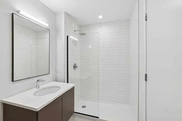 $3,000 | 179 Academy Street, Unit 112, Jersey City, NJ 07306