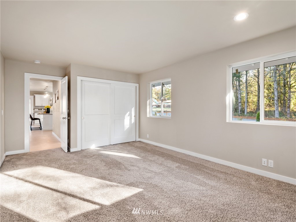 6247 Johnson Point Road Northeast Olympia, WA 98516 - Photo 13 of 35 Gallery Image 13