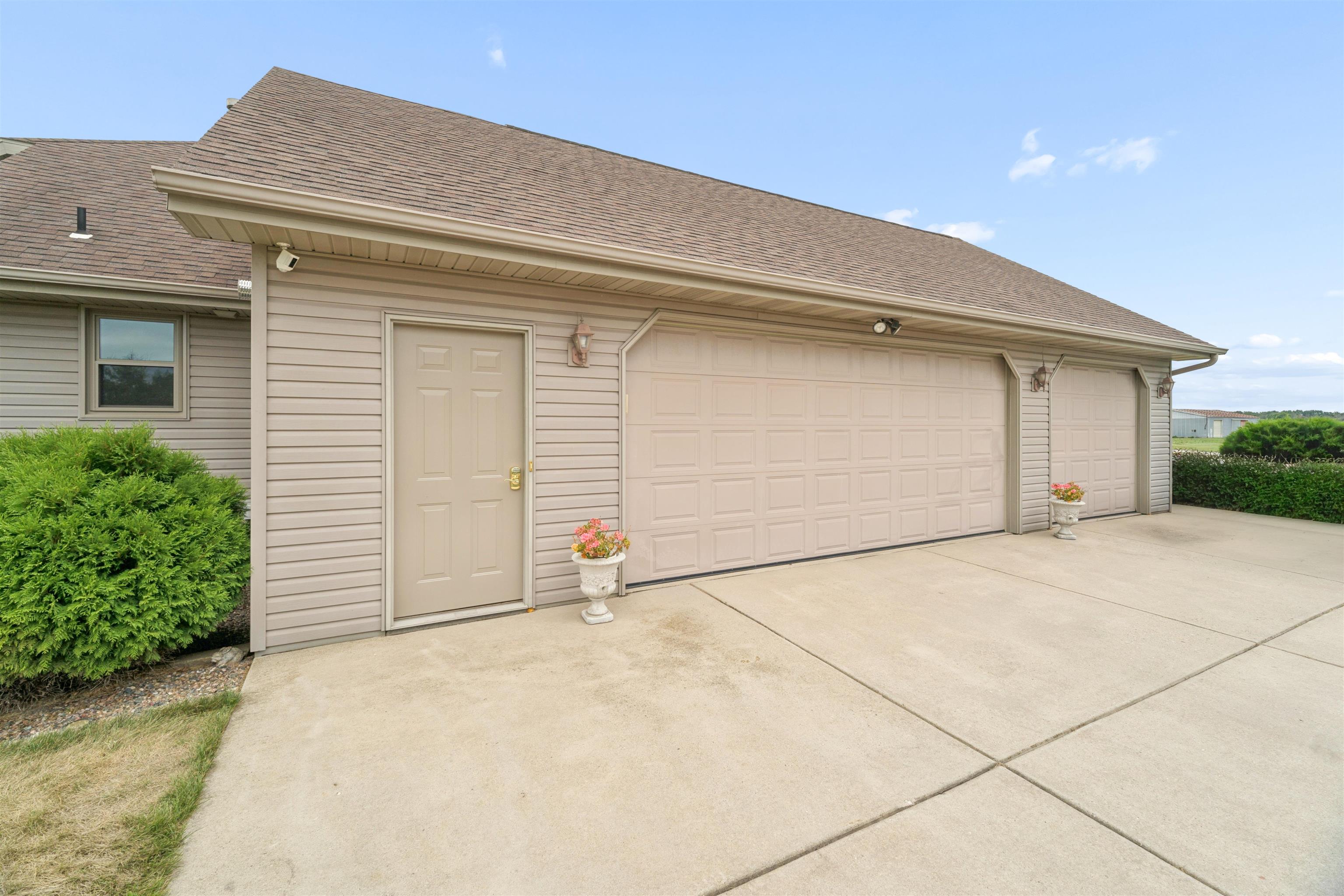 2855 Freedom Road De Pere, WI 54115 - Photo 46 of 53 Gallery Image 46