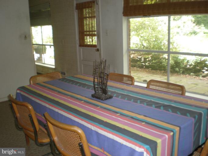 12909 Dean Road Silver Spring, MD 20906 - Photo 8 of 14 Dining Room