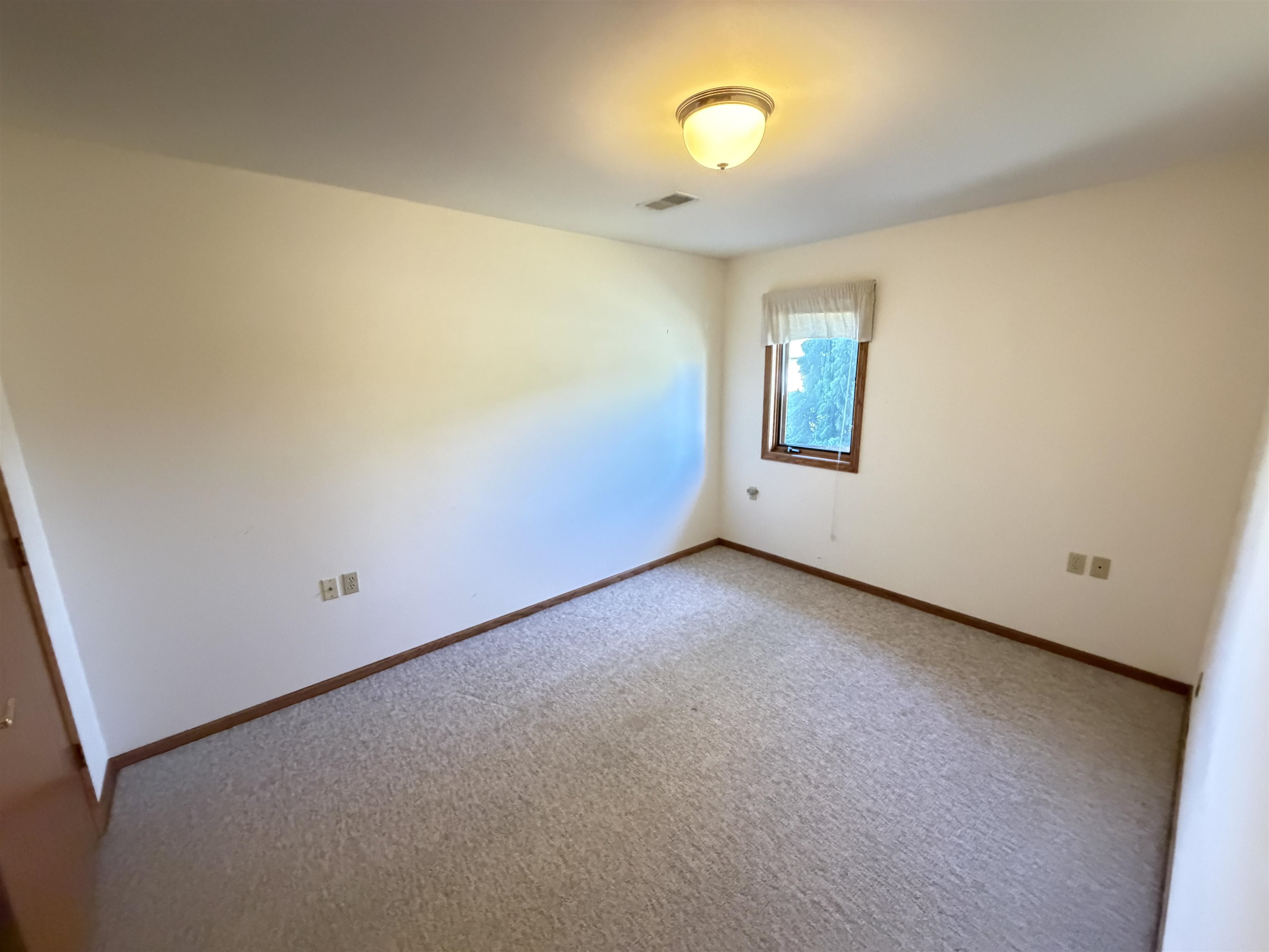 635 West Slifer Street, Unit D Portage, WI 53901 - Photo 10 of 13