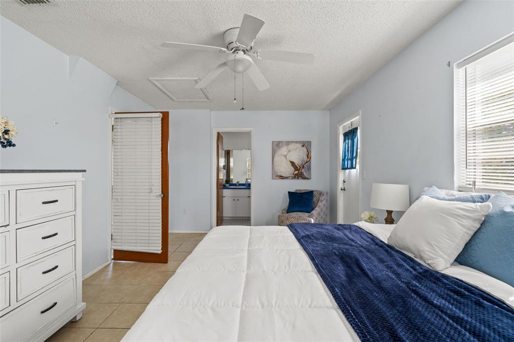 13002 Oneida Street Spring Hill, FL 34609 - Photo 15 of 36