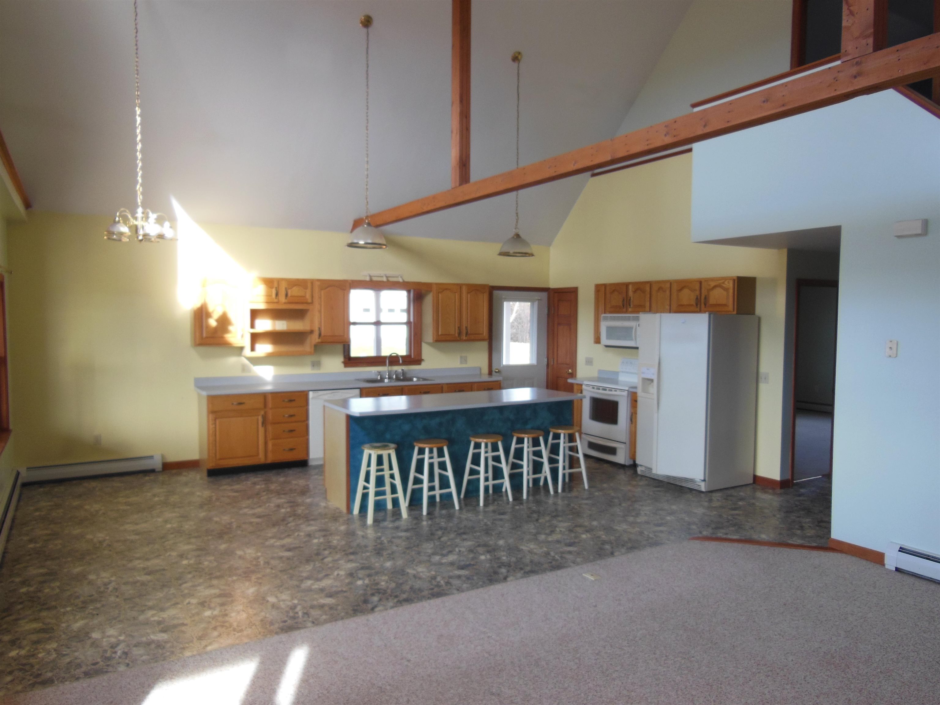 374 Hill Road Pittsburg, NH 03592 - Photo 2 of 25