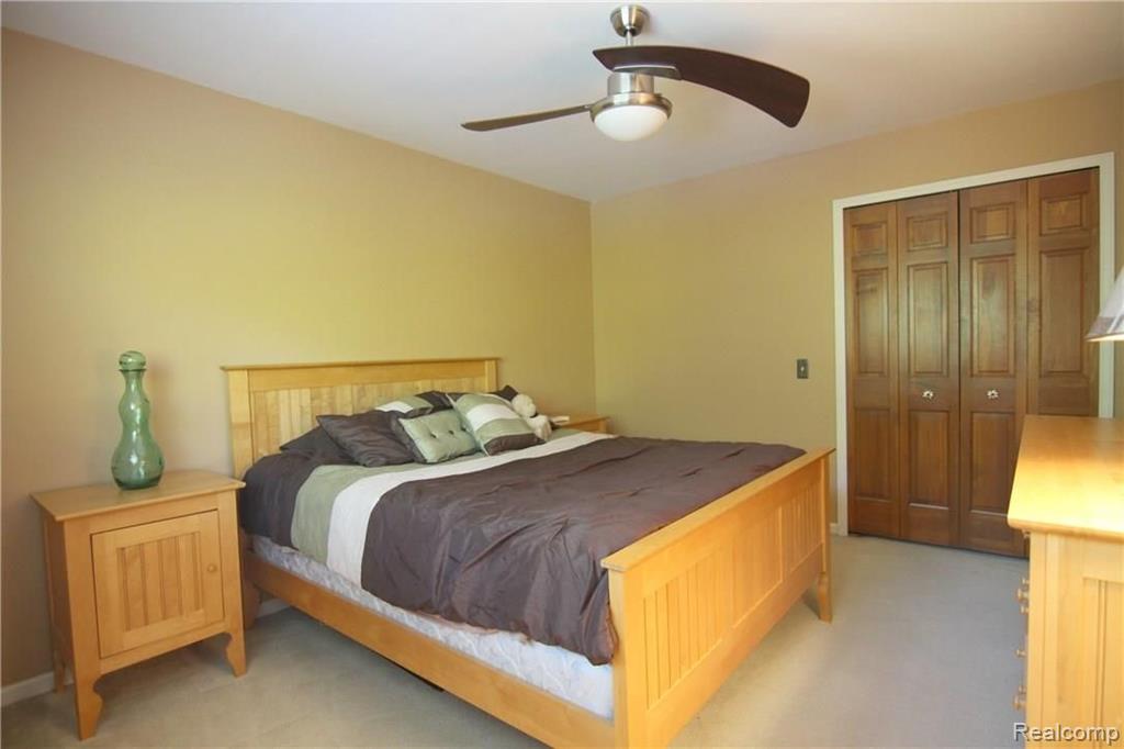 2506 Ulster Road Rochester Hills, MI 48309 - Photo 30 of 34