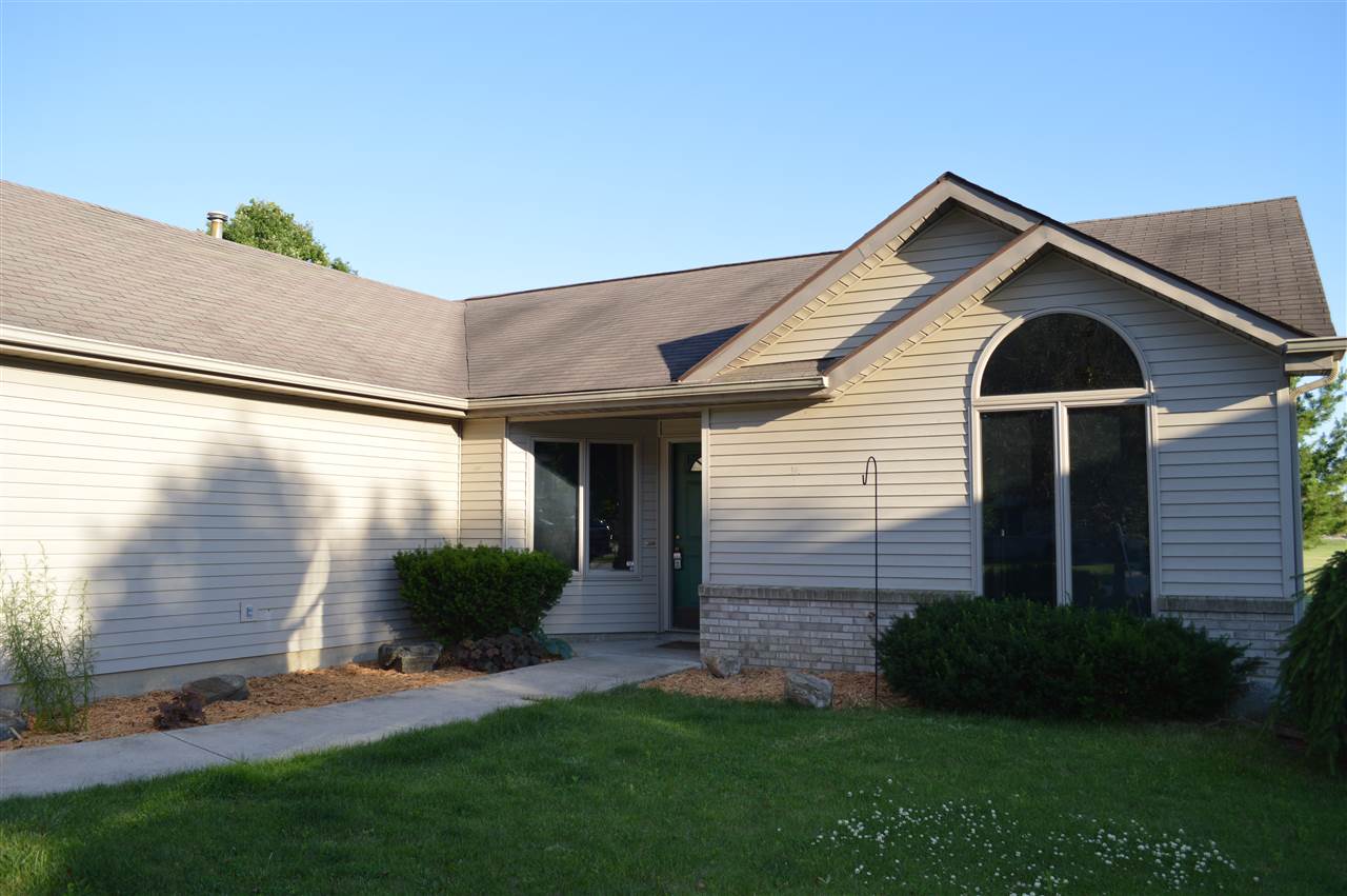 8511 Spring Forest Drive Fort Wayne, IN 46804 - Photo 2 of 15 Gallery Image 2