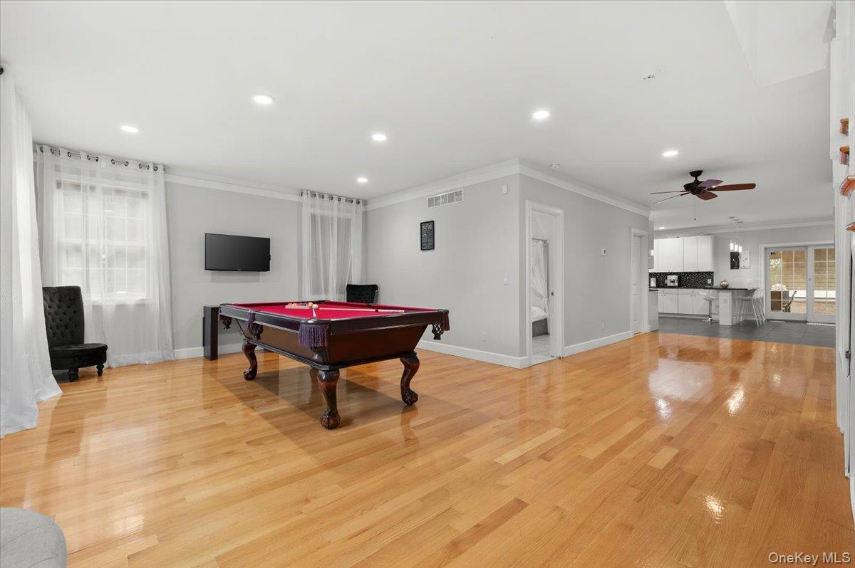 33 A Newtown Road Hampton Bays, NY 11946 - Photo 16 of 50 Gallery Image 16