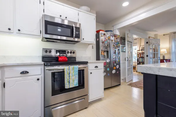 $899,900 | 7806 Worthing Court, Alexandria, VA 22315