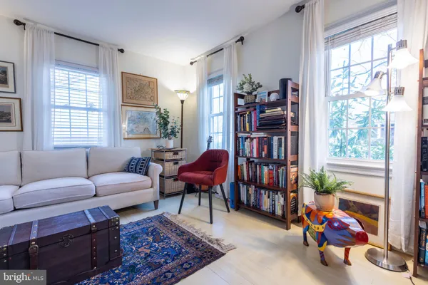 $899,900 | 7806 Worthing Court, Alexandria, VA 22315