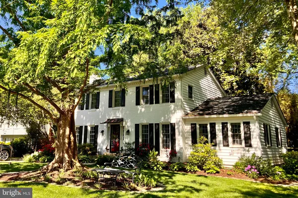 $899,900 | 7806 Worthing Court, Alexandria, VA 22315