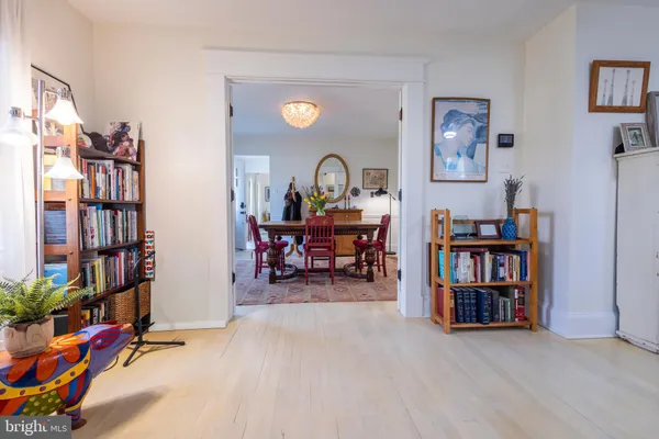 $899,900 | 7806 Worthing Court, Alexandria, VA 22315