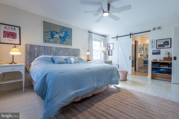 $899,900 | 7806 Worthing Court, Alexandria, VA 22315