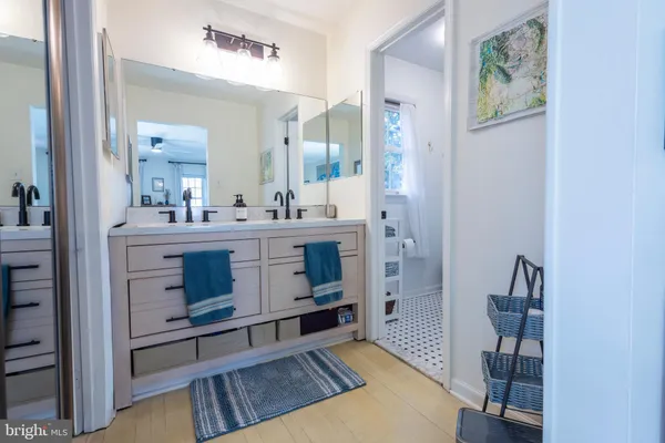 $899,900 | 7806 Worthing Court, Alexandria, VA 22315