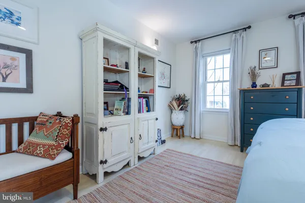 $899,900 | 7806 Worthing Court, Alexandria, VA 22315