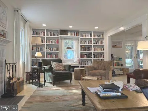 $899,900 | 7806 Worthing Court, Alexandria, VA 22315